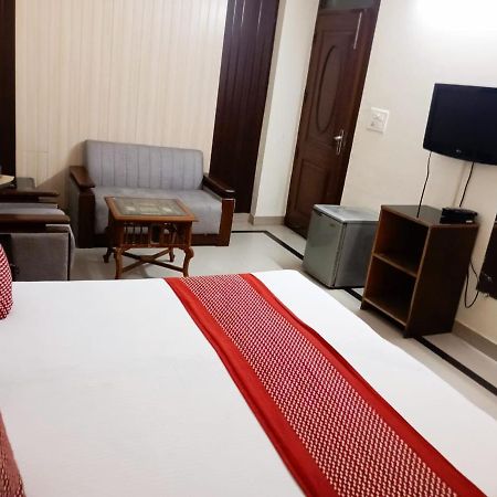 Hotel Home Stay Dwarka Delhi  Ngoại thất bức ảnh